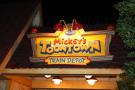 ディズニーランド鉄道 - トゥーンタウン駅
