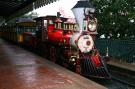 ディズニーランド鉄道(ファンタジーランド駅)